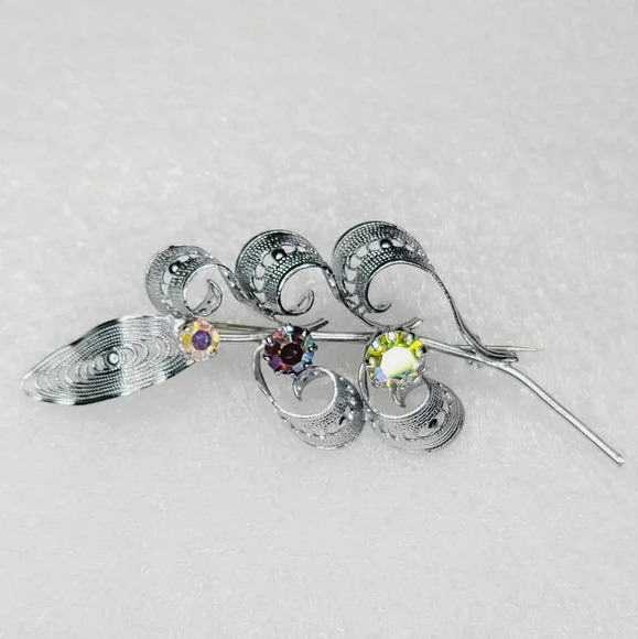 Curled Leaf Brooch Silver Tone with AB Stones - Picture 3 of 7